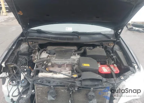 2012 Toyota Camry Xle z USA, uszkodzony, nr VIN 4T4BF1FK7CR244572